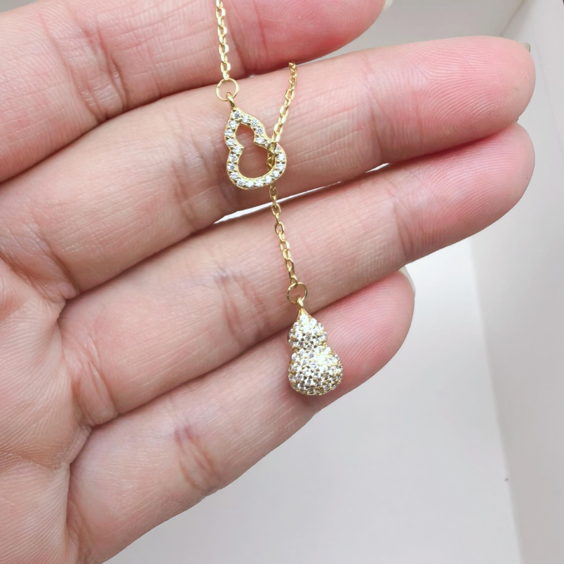 

Ожерелье из полой тыквы из стерлингового серебра 925 пробы для женщин, стильная подвеска в виде двойной тыквы, элегантный минималистский дизайн 925 Silver золотой