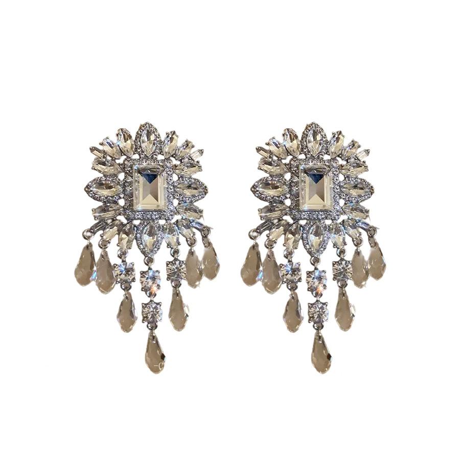 Silver needle with diamonds, square glass beads, fringed earrings, European and American exaggerated earrings, cold wind, high-end earrings, women