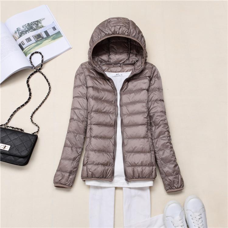 Autumn and winter new women's hooded light down jacket short casual thin down jacket large size winter clothing