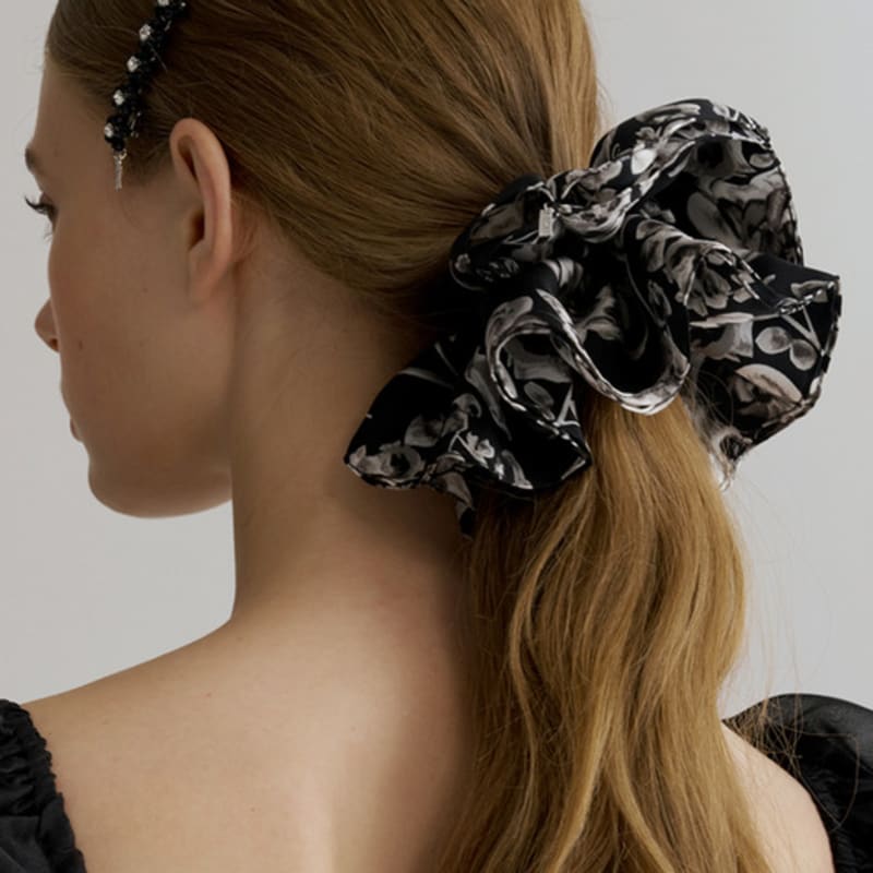 

Жан Поль Кларисс Резинка для волос Цветок чернилами JP-25-016S ivory