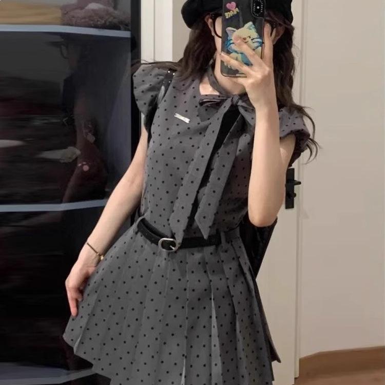 Summer new French temperament celebrity high-end polka dot sleeveless dress women's waist and thin short skirt