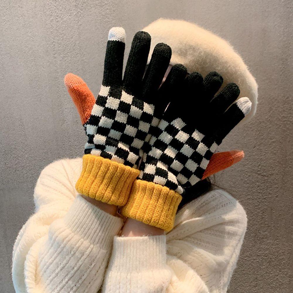 

Adult Checkerboard Splicing Student Knitting Full Fingers Gloves Korean Style Mittens Women Gloves чёрный