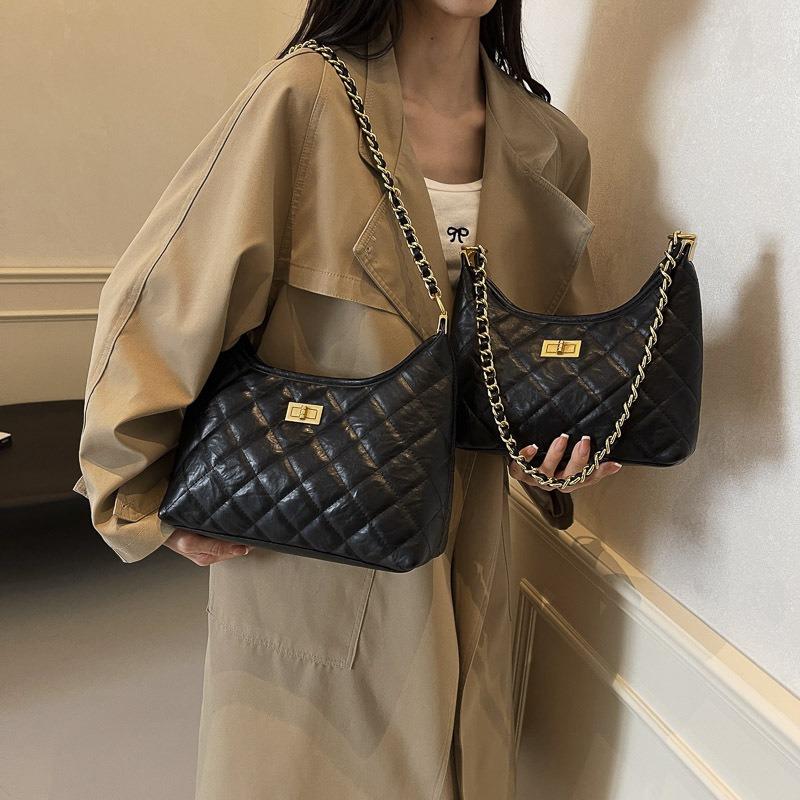 Retro Diamond Small Fragrant Chain Tote Bag Women's New Commuter Versatile Underarm Bag Shoulder Bucket Bag