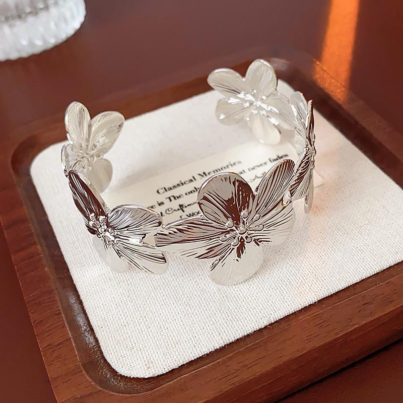 Minimalist Double-Layer Hollow Armlet: European & American Style, Exaggerated & Fashionable High-End Bracelet
