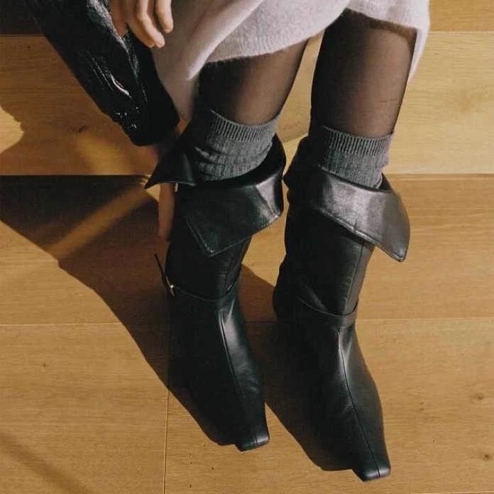 Rindslederversion~ Europäische und amerikanische Retro-Nischen-Gürtelschnalle quadratischer Kopf dicker Absatz gefaltete mittelhohe Stiefel Damen 2025 neue Reiterstiefel