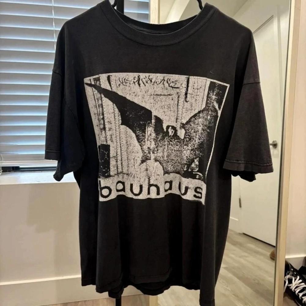 

Retro Bauhaus Unisex T-Shirt S-5XL Unisex T-Shirt S