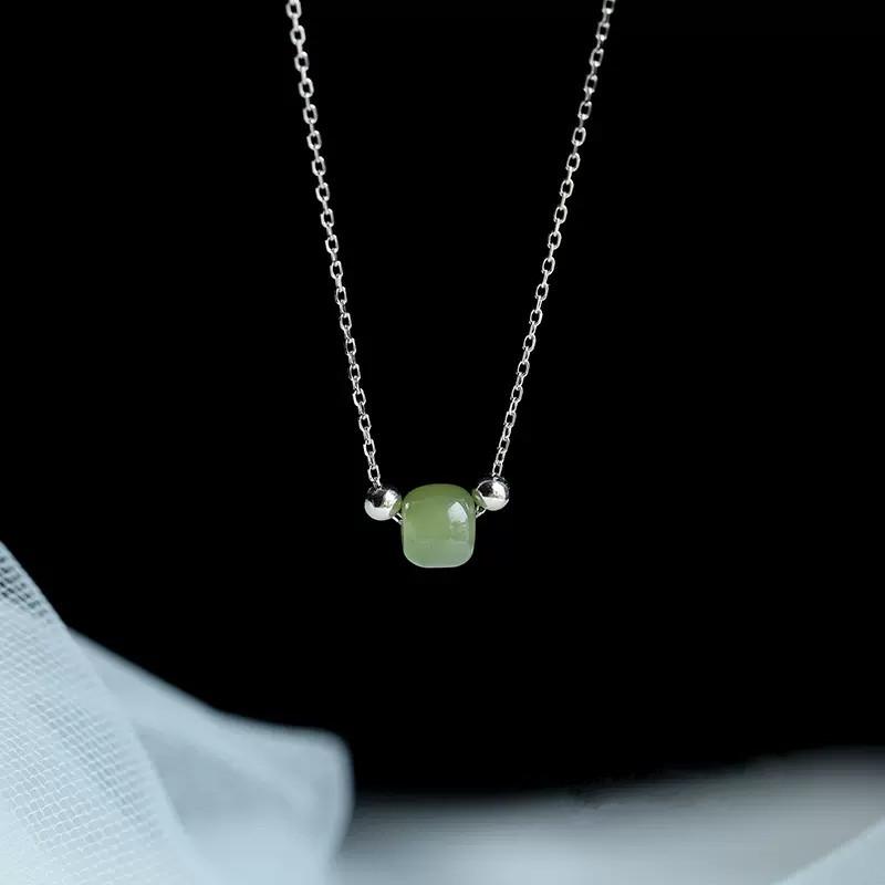 2022 Women's Green Hetian Jade Clavicle Chain - Light Luxury, Versatile Necklace