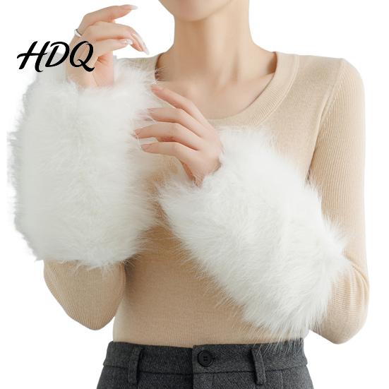 Stylish Plush Cuff Sleeves 1 Pair Faux Fur Wrist Cuffs for Women Fluffy Fox Arm Elegant Winter Accessories Warmers with Satin Lining Warm