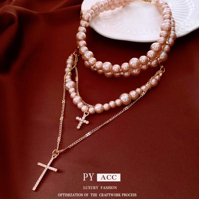 Mit Perlen besetzte Diamant Mehrschichtige Kreuz Anhänger Halskette Retro Leichter Luxus Temperament Pulloverkette Personalisierte Vielseitige Halskette