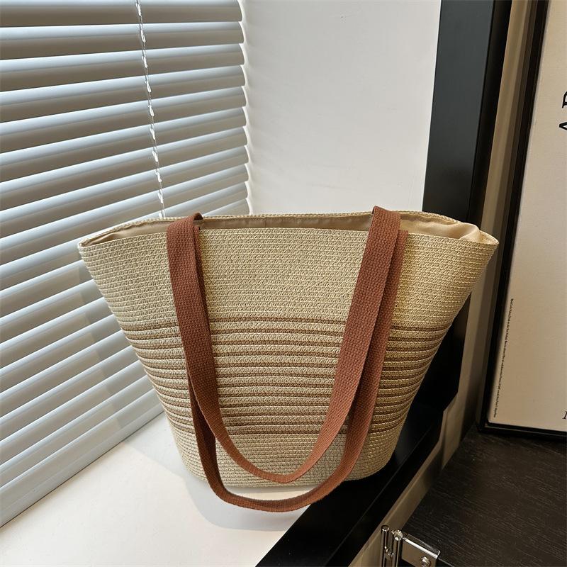 Classic Striped Women Straw Bucket Shoulder Bags Large Capacity Casual Ladies Underarm Bag Versatile Girls Handbags Beach Tote