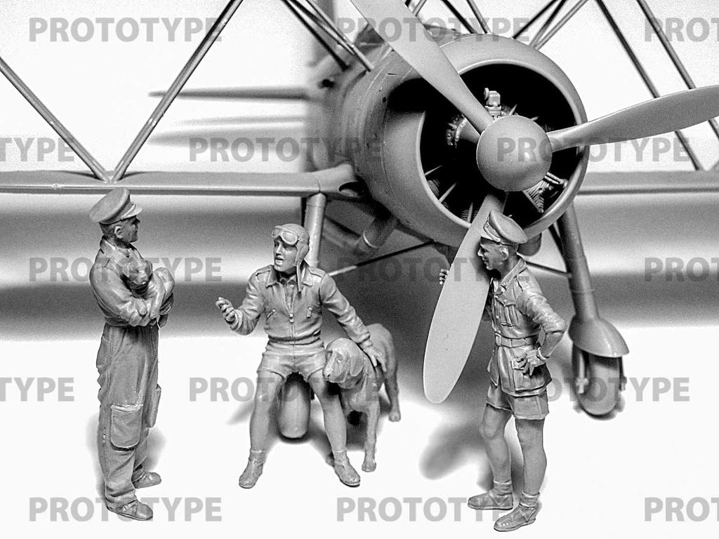 Italian Air Force Pilot Tropical Version Plastic Model Kit 32110 1/32 1939-1943