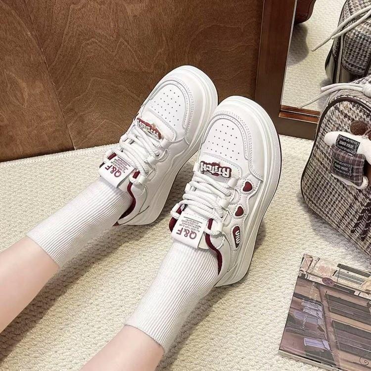 Korean Version of Little White Shoes Thick Sole Heightening Lightweight Soft Sole 2025 New Spring and Autumn Small Versatile Casual Sports Shoes