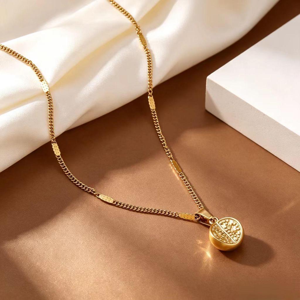 Elegant 3D Pomegranate Gold Necklace: Durable Titanium Steel Chain with a Simple Fruit Pendant