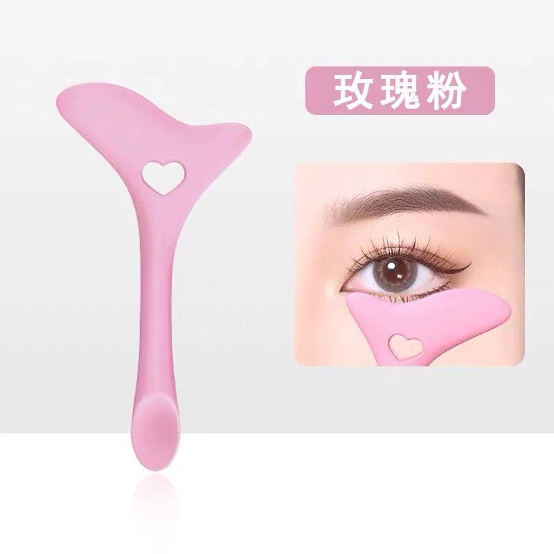 Color Silicone Eyeliner Tool Lip Brush Black Makeup Eyeliner Assistant Baffle for Precision Eye Makeup Application