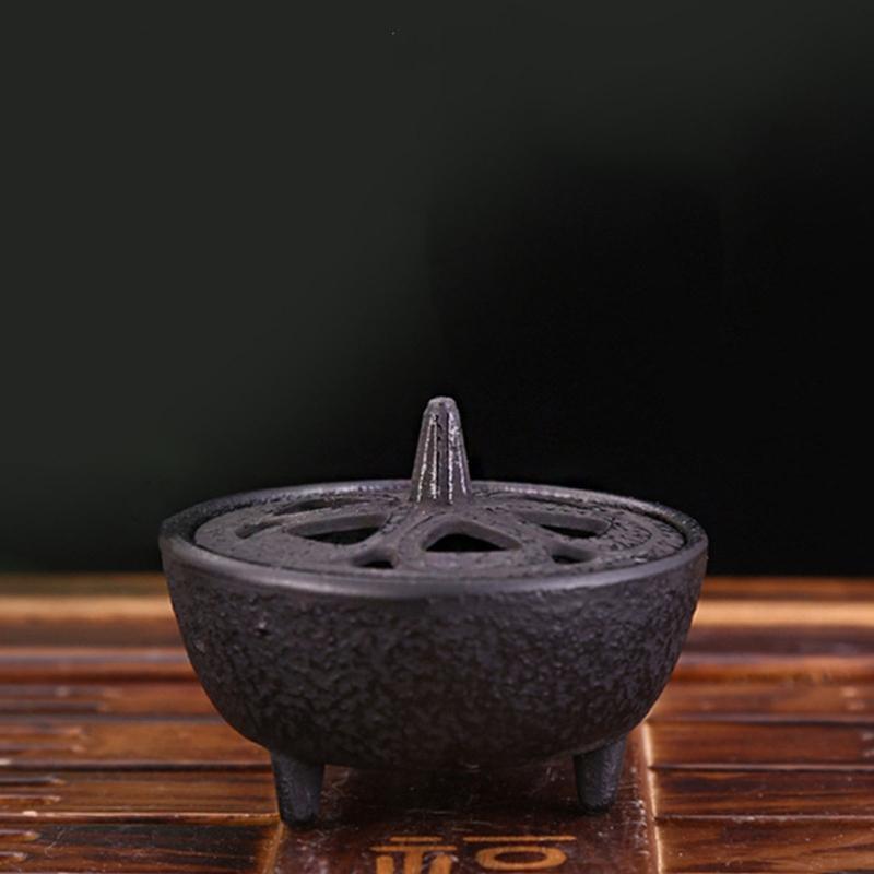 Traditional undulating Outline Durable Iron scent Stand Great For Relaxation And Presentation