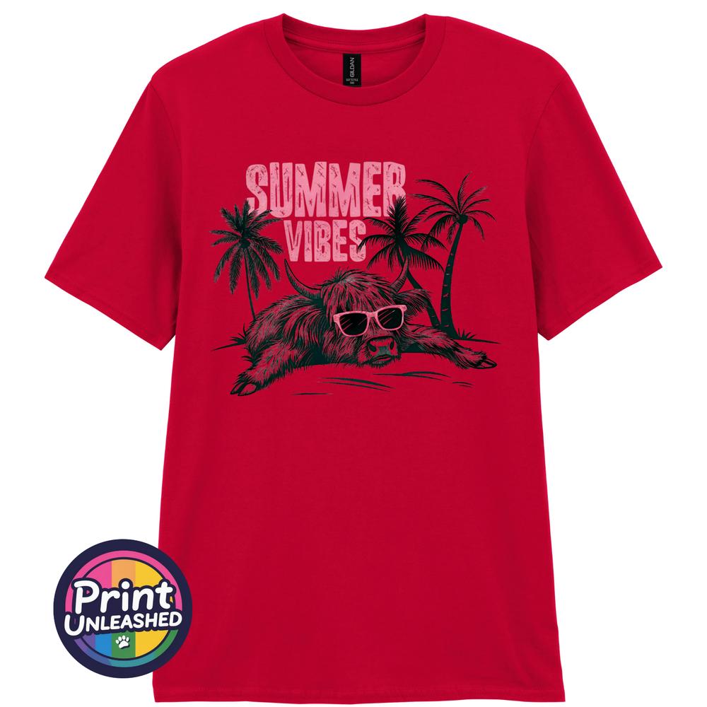 Highland Cow Summer Vibes T Shirt Funny Scottish Cow Beach Holiday Unisex Tee M