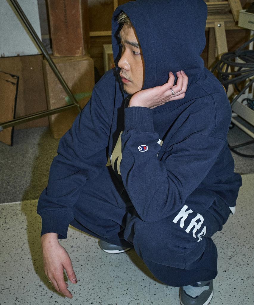 CHAMPION X Compact Record Bar Big Logo Sweatpants Navy