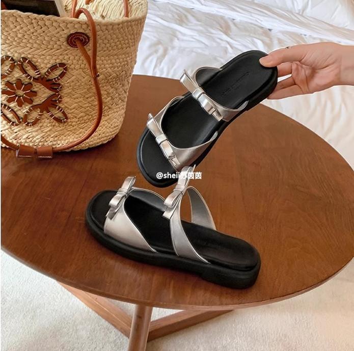 

Grape mother same style, beach holiday~ bow flat-bottomed beach casual slippers women s leather sandals outside summer 40