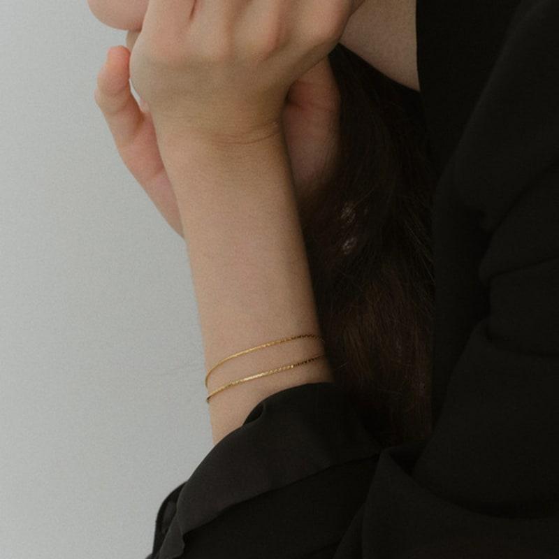 

NORMALLEE [White gold] Bold Line Bracelet 14k Gold Plated