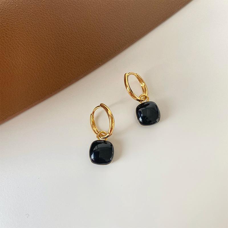 

ANENJERY, черно-белые квадратные винтажные серьги-капли для женщин, нишевый дизайн, пряжка для ушей, индивидуальный ювелирный аксессуар чёрный