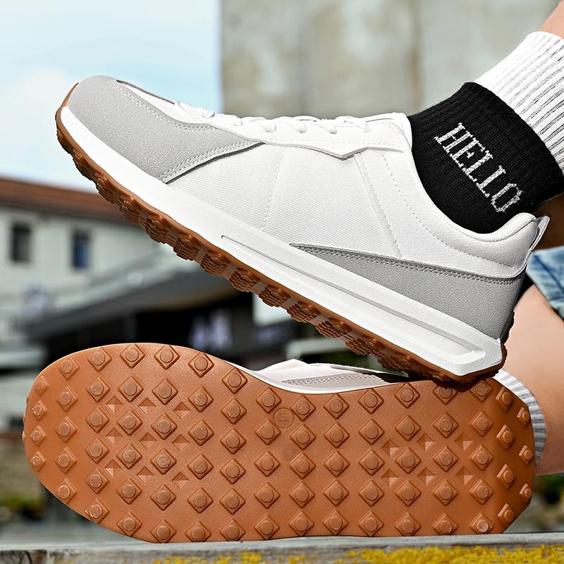 Men Outdoor Casual Shoes Fashion Low Top Walking Sneakers Size 39-45 Comfortable Travel Commuting Everyday Footwear