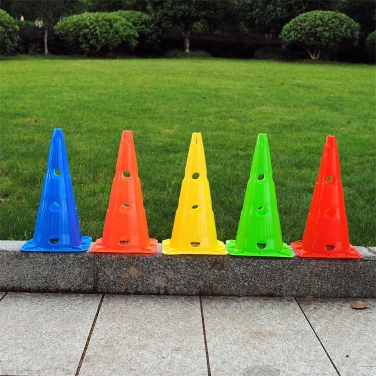 Football Training Cones: 18cm Markers, 50cm Obstacle Cones, Road Cones, Ice Cream Shaped Cones