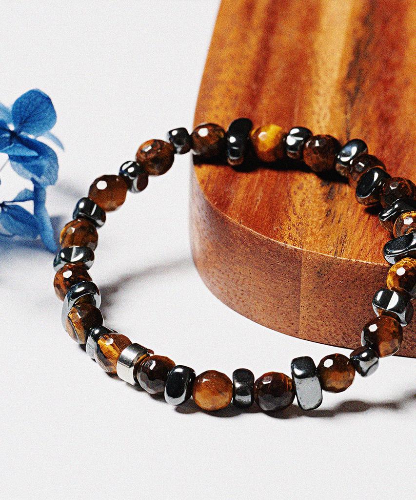 Jbans Classic Asymmetrical Seahorse Chip Mix Tiger Eye Bracelet (C2503Ac1346_Yl)