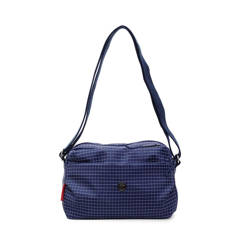 Minimalist Nylon Crossbody Bag With Zipper For Daily Casual Wear