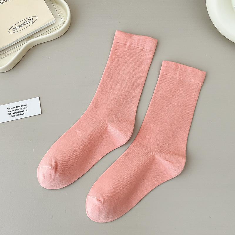 Female Spring and Autumn Sweat Absorption Deodorant Loose Mouth Boneless Month Son Tube Pile Socks