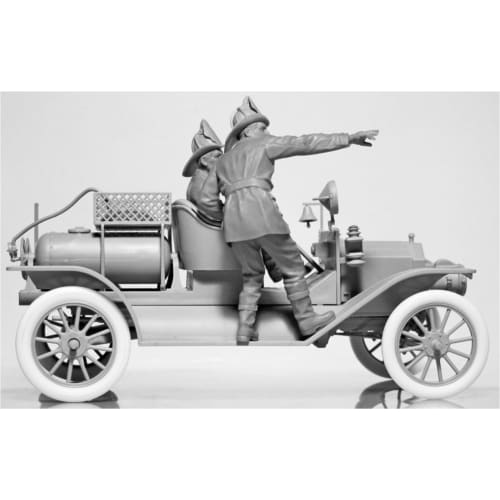 ICM 1/24 Scale Model T Ford 1914 Fire Engine with Crew, Plastic Model 24017
