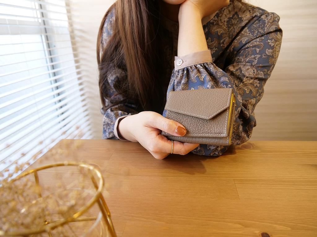 Gift Wrapping Genuine Calf Leather Mini Lucky Color Spring Wallet [World Closet] Women's Tri-Fold Wallet, (Mocha Brown),