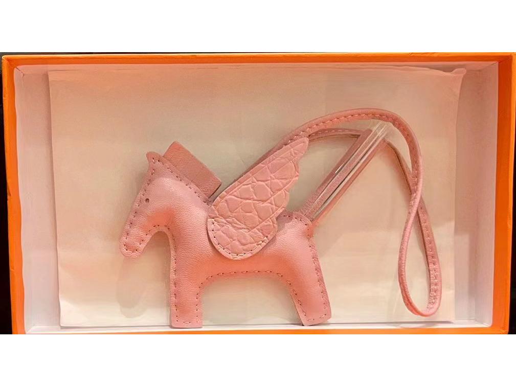 Håndsømmet Ekte Skinn Pony Veskeanheng - Søtt Lammeskinn Flygende Hest Design