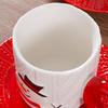 Relief-Körnung Handbemalte Keramiktassen und Untertassen Kreatives Handbemaltes Weihnachtsmann Rentier Kaffeetassen-Set Trink-Feiertagsgeschenke