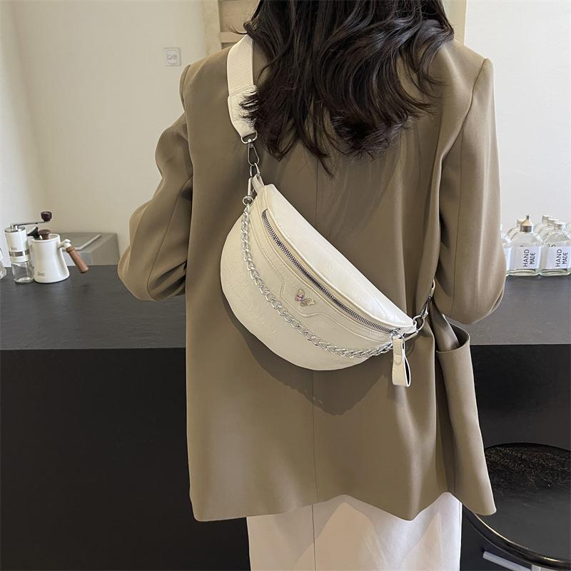 Casual Banana Chest Bag for Women  Chain Cross Body Bag  Sling Waist  Half-moon Belt  Fanny Pack  Feminine Bags  New