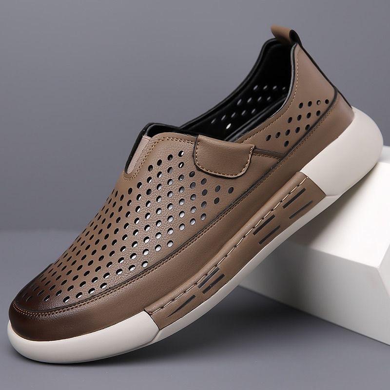 Men's 2025 Summer New Men's Hole Breathable Leather Sandals Men's Casual Soft-soled Big Head Hollow One-pedal Sandals