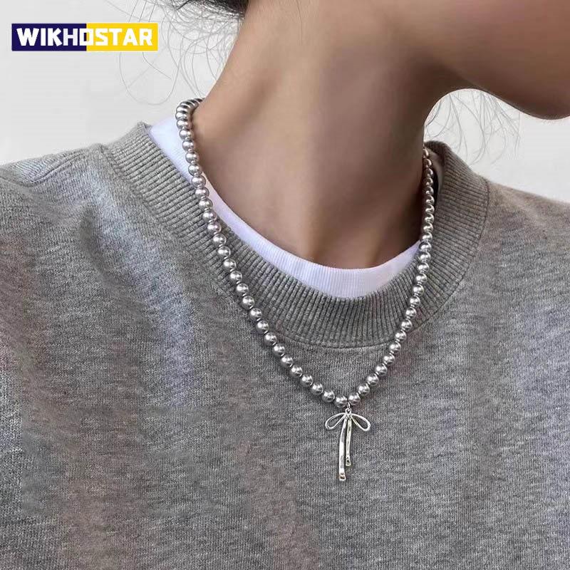 

Fashionable Choker with Pendant Graceful Bowknot Pendant Choker Necklace with Gray Pearls Neck Jewelry Accessories