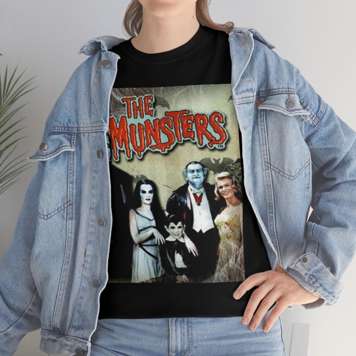 MUNSTERS cast Unisex Heavy Cotton Tee XL