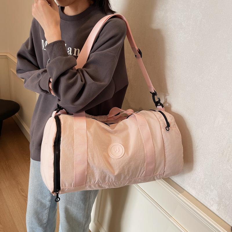 Women's multi-pocket classification design with shoe compartment, hand-held bag, wet and dry separation sports fitness bag, can cover the tie rod