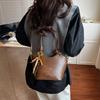 Korean Version of Retro Soft Leather Hand Bucket Bag 2025 New High-end Shoulder Messenger Bag Fashionable Commuter Bag Women
