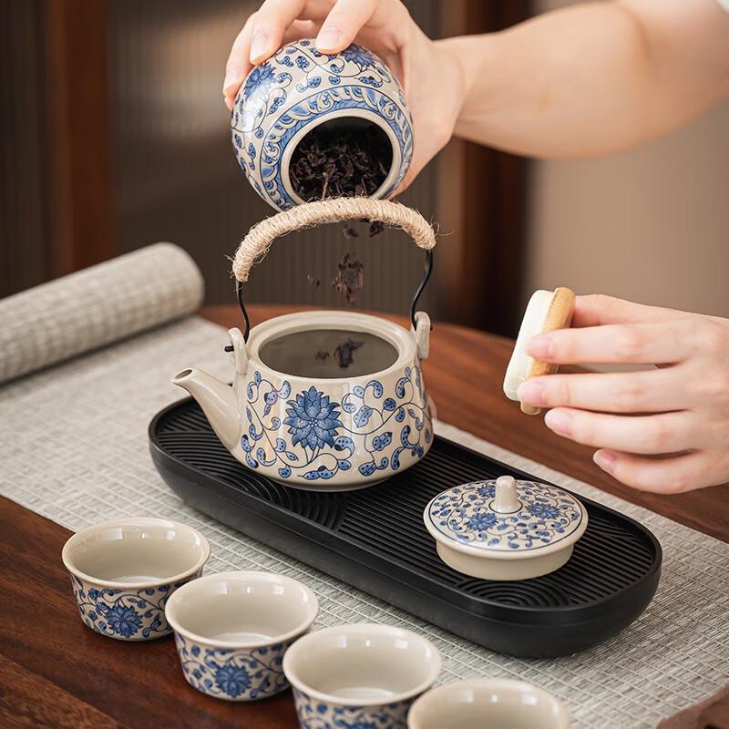Tao Zhide Portable Ceramic Travel Tea Set