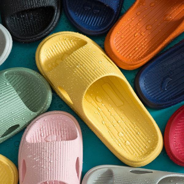 Fashion Super Soft Couple Home Slippers Indoor Non-Slip Sandals Anti-Slip Thick Sole Summer Bathroom Shower Slippers For Women Men(The Size Is Small)