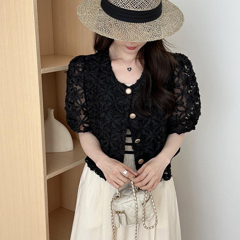 

Блузка Ju Zhi 2024 в корейском стиле с кружевными рукавами-буфами - Французский шик L чёрный