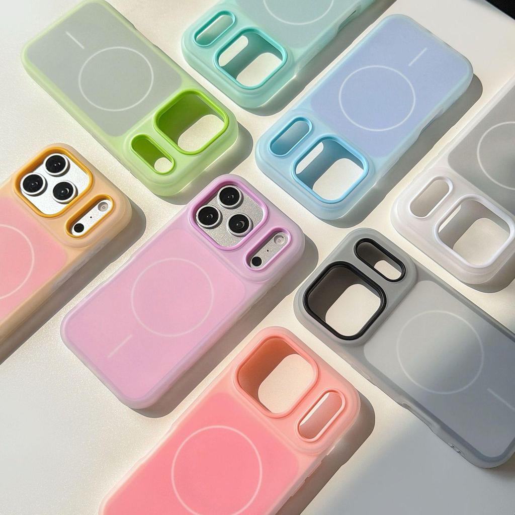 iPhone 17 Pro Max Dual-Color Magnetic Case with Anti-Drop Protection