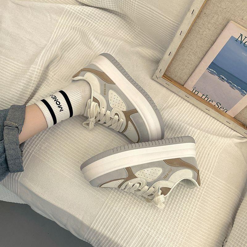 White Shoes Women's Thick Soled Spring and Autumn Casual Sports Shoes