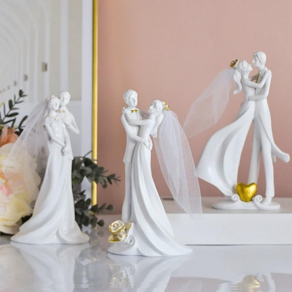 Nordic Style European Wedding Bride and Groom Series Resin Desktop Ornaments Valentine's Day Hand-made Decorative Figurines