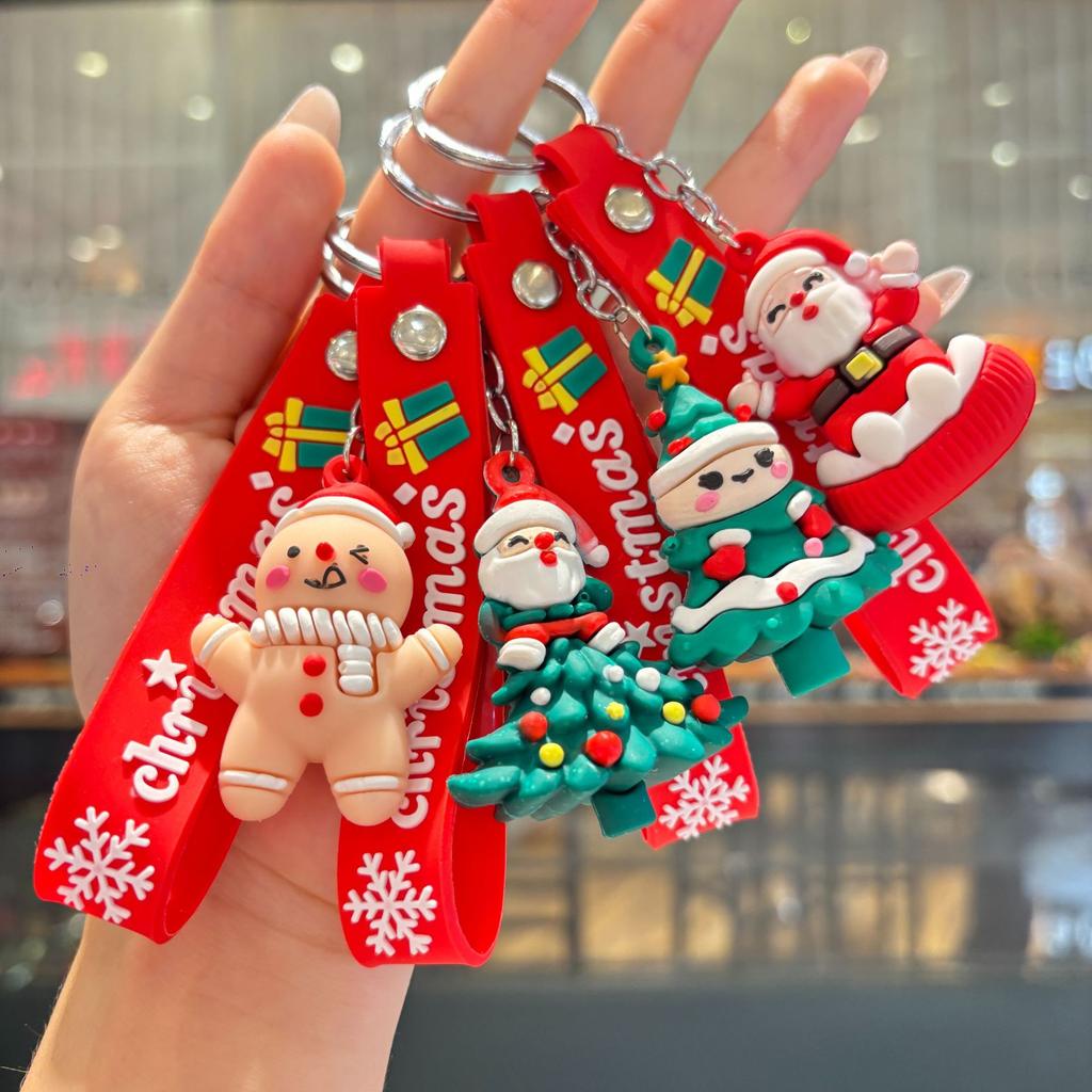 New Christmas Cartoon Keychain Bag Pendant Exquisite Santa Claus Car Keychain Small Gift