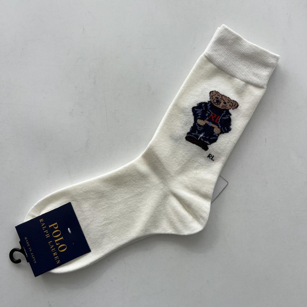 Trendy Mid-Calf Women's Cotton Socks - Four Seasons Style with Cartoon Little Bear Design