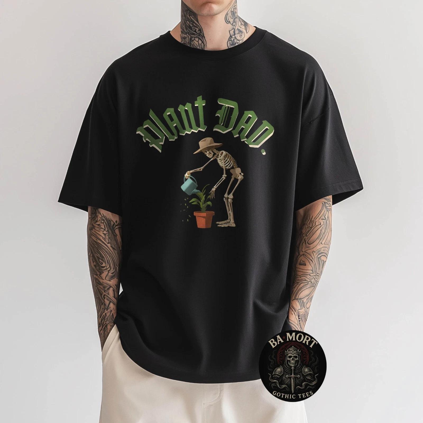 Gothic Plant Dad Gift Skeleton Gardener T-Shirt S