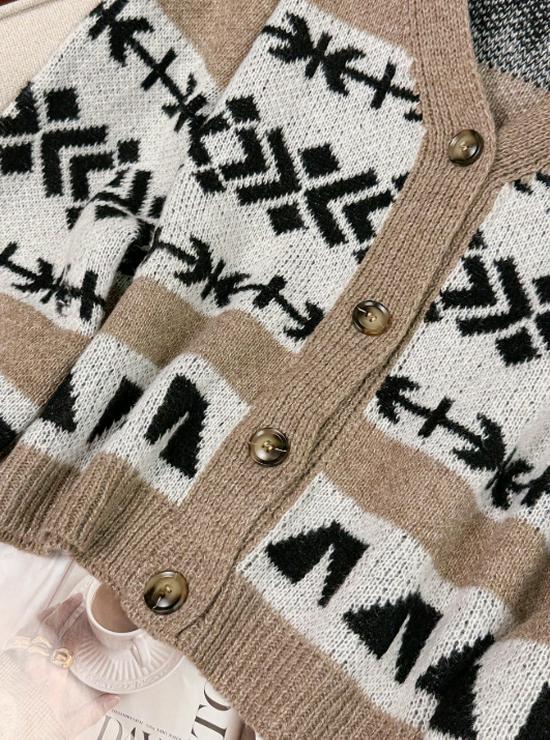 Autumn-Winter Fair Isle Knit Cardigan & Shawl with Snowflake Design