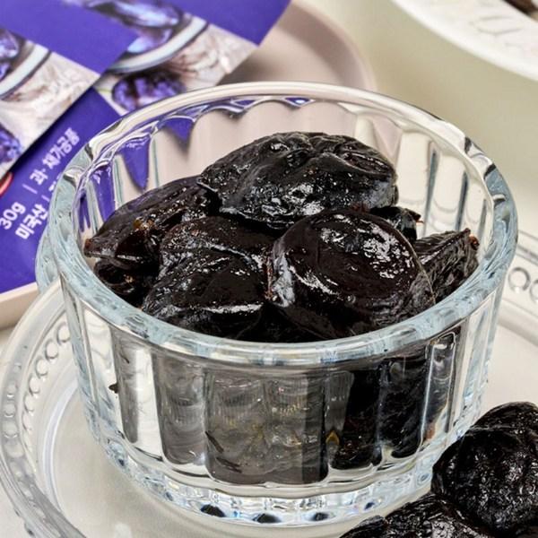 Nuts Farm Seeded Dried Plums, 30g, 30 Pieces, Korean Nuts